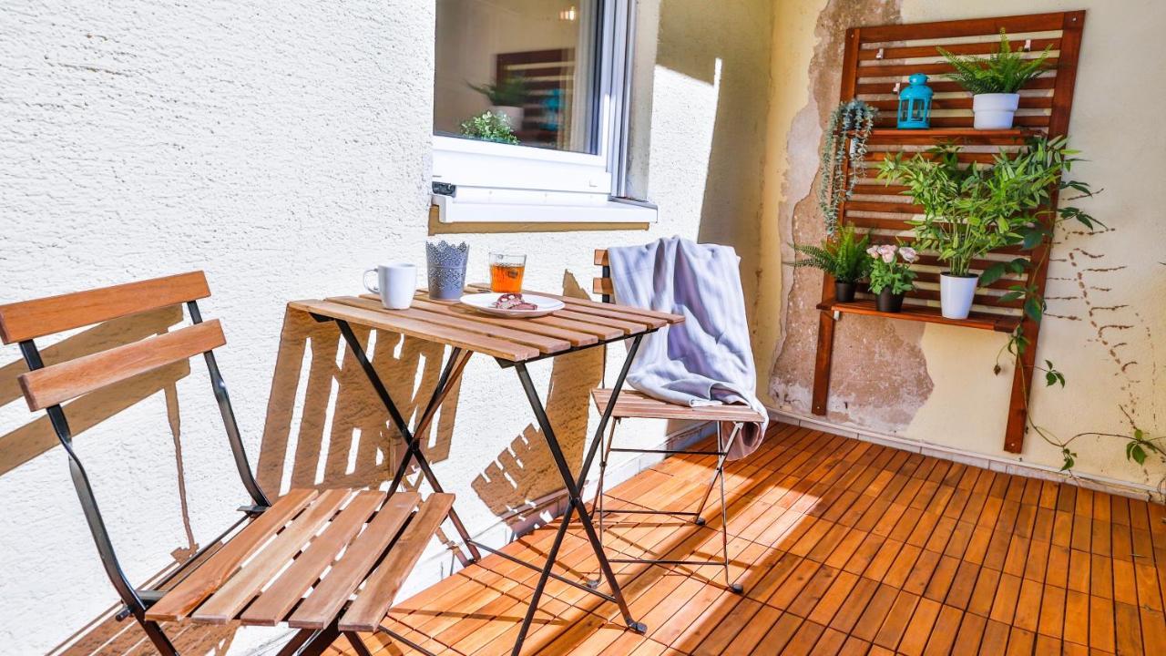 Studio Hirsch56 - Zentral-Ruhig-Terrasse-Netflix カールスルーエ エクステリア 写真